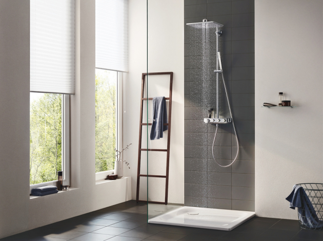 Sprchový systém Euphoria SmartControl 310 (Grohe), 2 sprchové režimy, technologie TurboStat, která poskytne okamžitě požadovanou teplotu vody, cena 36 917 Kč, www.grohe.cz