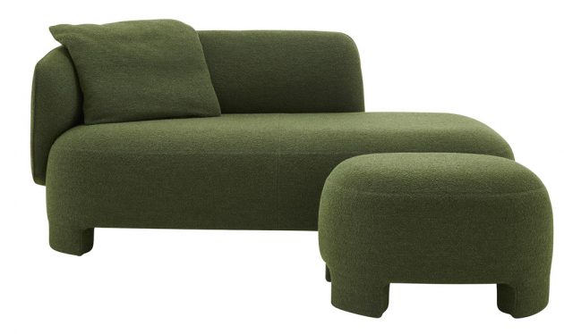 Pohovka Taru (Ligne Roset), design Sebastian Herkner, polstrované nohy, šířka 172 cm, cena 97 170 Kč, WWW.LIGNE-ROSET. COM