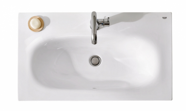 Minimalistické umyvadlo Essence (Grohe), jemné organické tvary, cena 6 351 Kč, WWW.GROHE.CZ