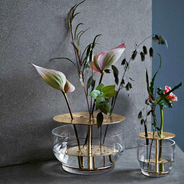 Vázy Ikebana (Fritz Hansen), design Jamie Hayon, víc rozměrů a tvarů, cena od 2 685 Kč, WWW.FRITZHANSEN.COM