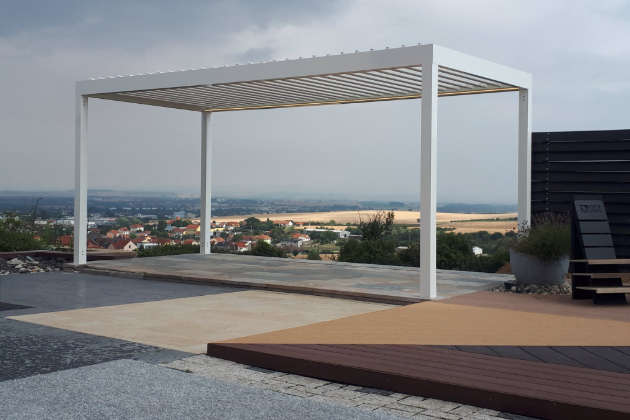 Bioklimatická pergola (VEKRA)