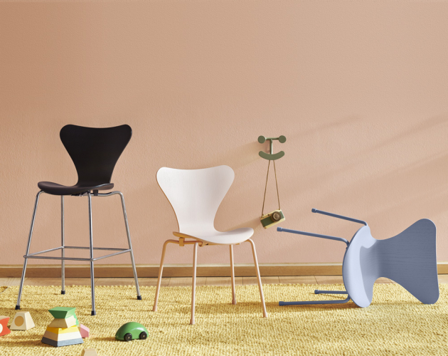 Dětská židle Series 7 Children’s Chair (Fritz Hansen), cena 8 131 Kč, WWW.STOCKIST.CZ 