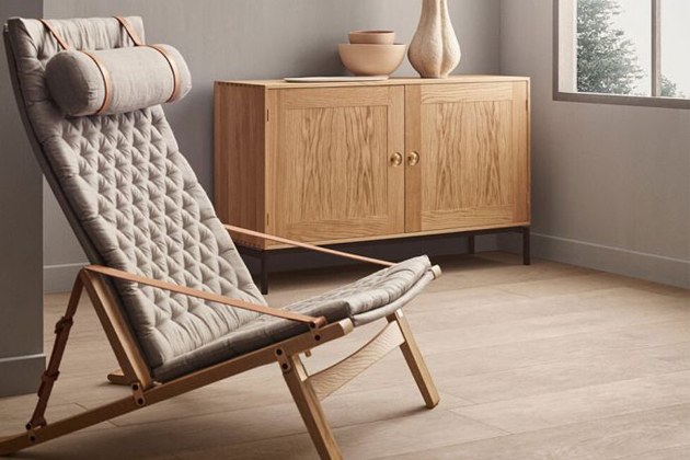 Křeslo Plico Chair (Carl Hansen &amp; Son), konstrukce z masivního dubového dřeva má olejovanou povrchovou úpravu, cena na dotaz, www.stockist.cz