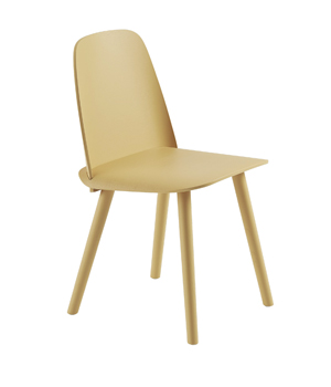 Židle z kolekce Nerd, masivní dřevo, dýha, plast, barva pískově žlutá, cena 10 696 Kč,