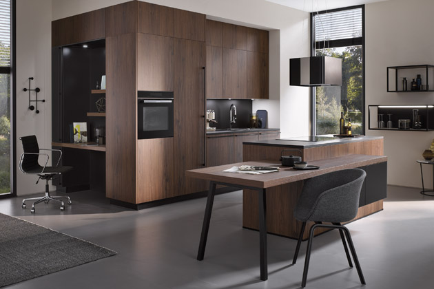 Kuchyně Concept 130, kuchyň s pracovnou barevně i materiálově sladěny, ořechová dýha, cena na dotaz