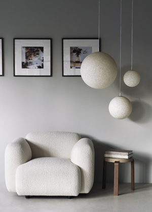 Závěsná svítidla Lampa Pix White (Normann Copenhagen), design Simon Legald, více velikostí, recyklovaný plast, E27, IP 20, cena od 4 031 Kč do 11 063 Kč